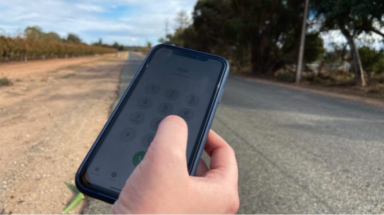Australia introduces AML mobile phone tracking technology that locates triple zero callers