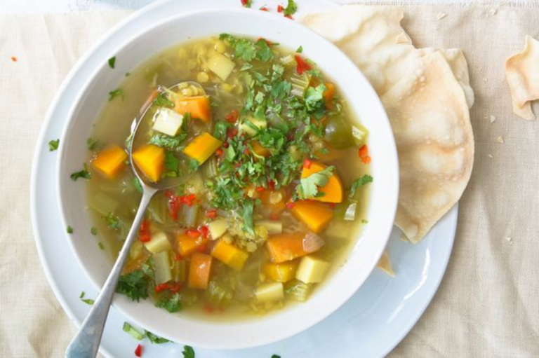 Curried lentil and vegetable soup