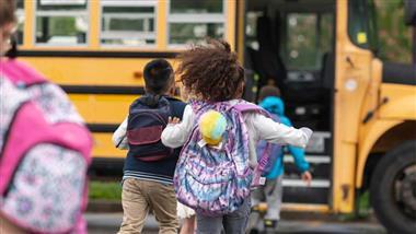 90 Chicago-Area School Bus Drivers Quit Over Vaccine Mandates