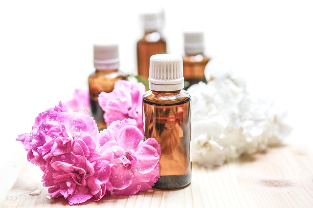 Using Essential Oils to Heal the Gut