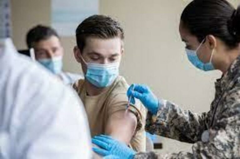 The US Army is having a hard time recruiting. Now it’s asking soldiers dismissed for refusing the COVID-19 vaccine to come back