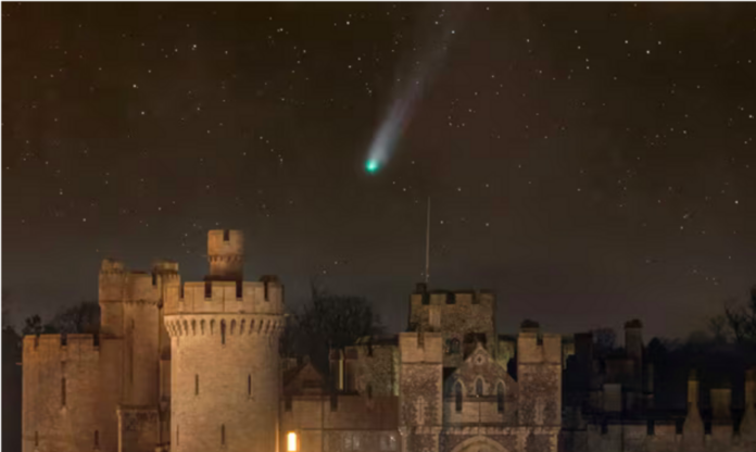 ‘Larger than Everest’ comet could become visible to naked eye this month