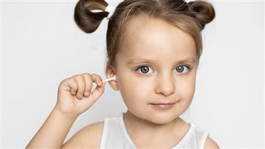 cotton swab ear injury