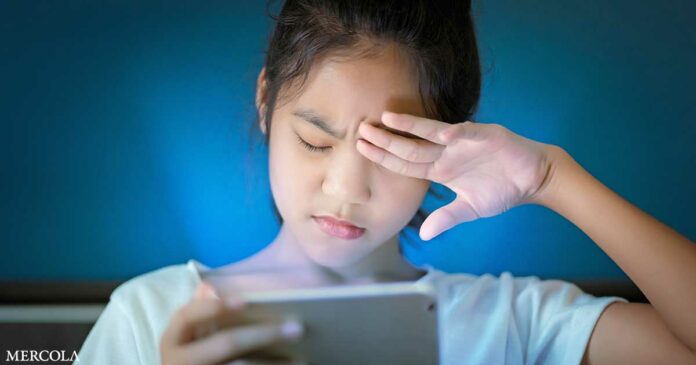 Screen Time Surge During Lockdowns Fuels Myopia Epidemic