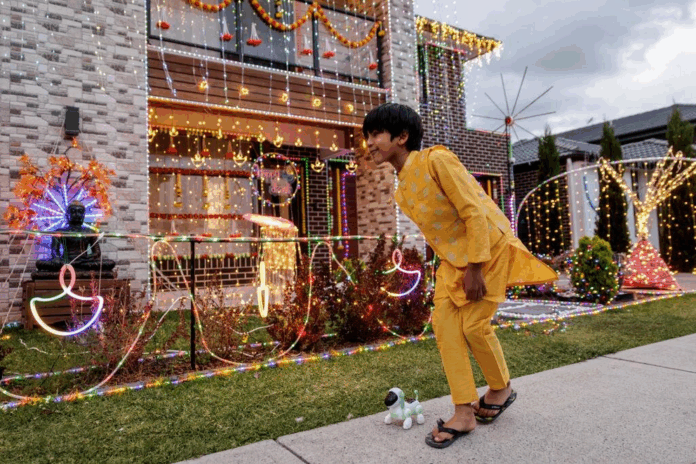 India soon to surpass UK as largest migrant community in Australia: ABS