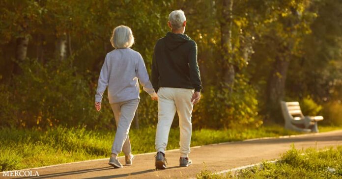 Back Pain Relief Might Be as Simple as a Daily Walk, Study Finds